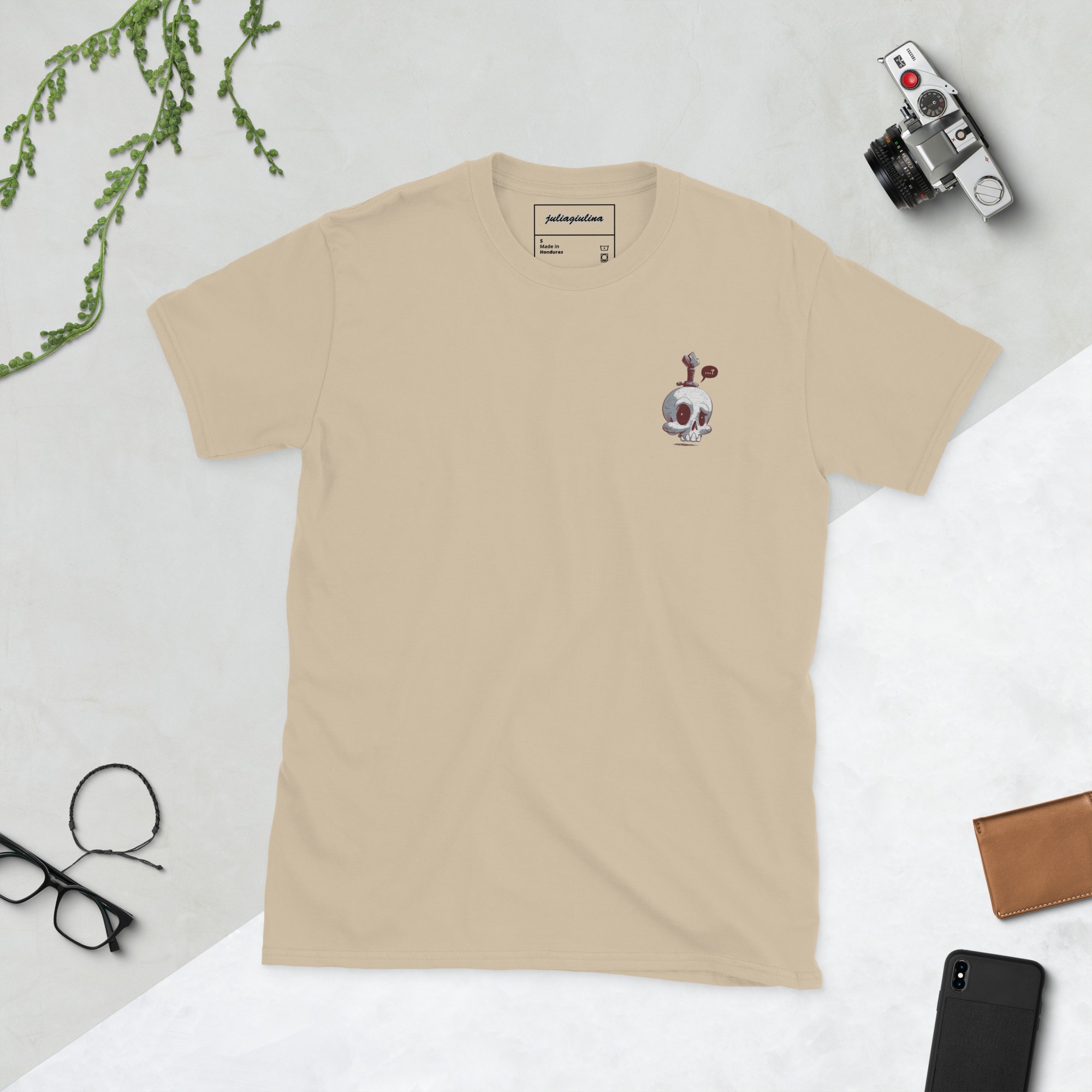 Skull & Sword Kurzärmeliges Unisex-T-Shirt